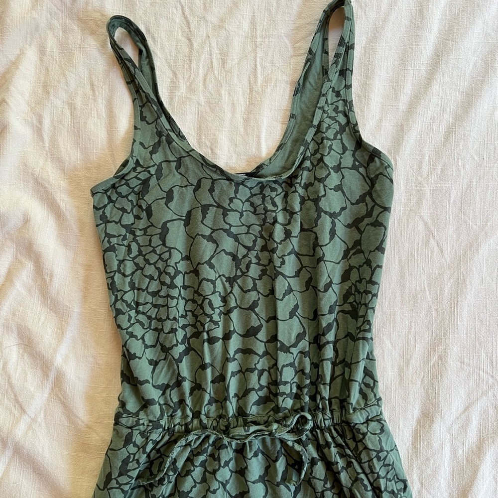 The North Face | green cotton dress, tie waist, pockets | S